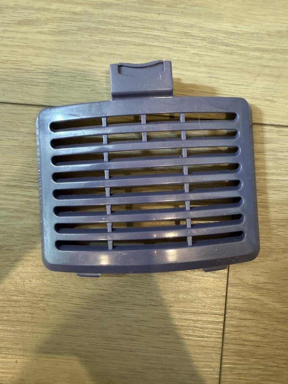 Shark Navigator NV351 NV352 Vacuum Cleaner Part Front Filter Cover Grill